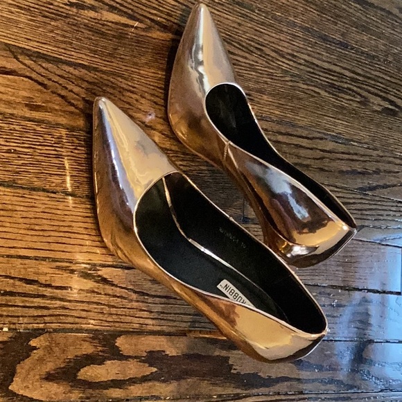 Rose gold patten leather 4-inch heels - Picture 5 of 5